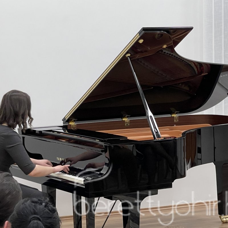 Tanári hangverseny19